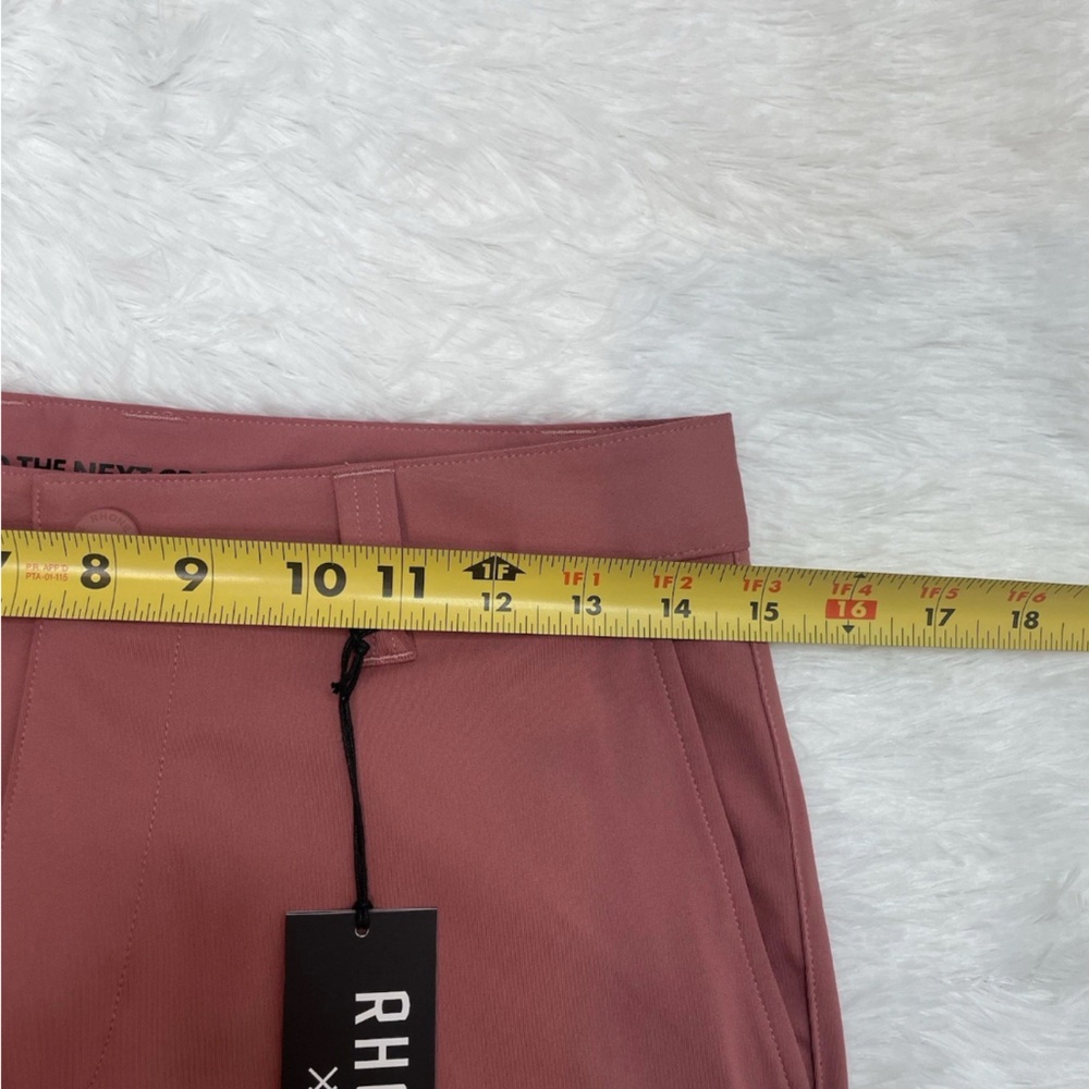 Rhone Commuter 9” Shorts Men’s Size 28 28x9 Mauve Outdoor Hiking New NWT - Picture 10 of 10